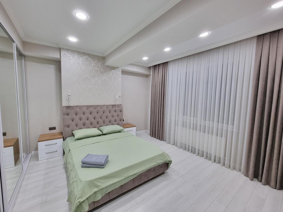 Luxury Best Grand New Apartaments Ultra Central Chisinau Exterior foto