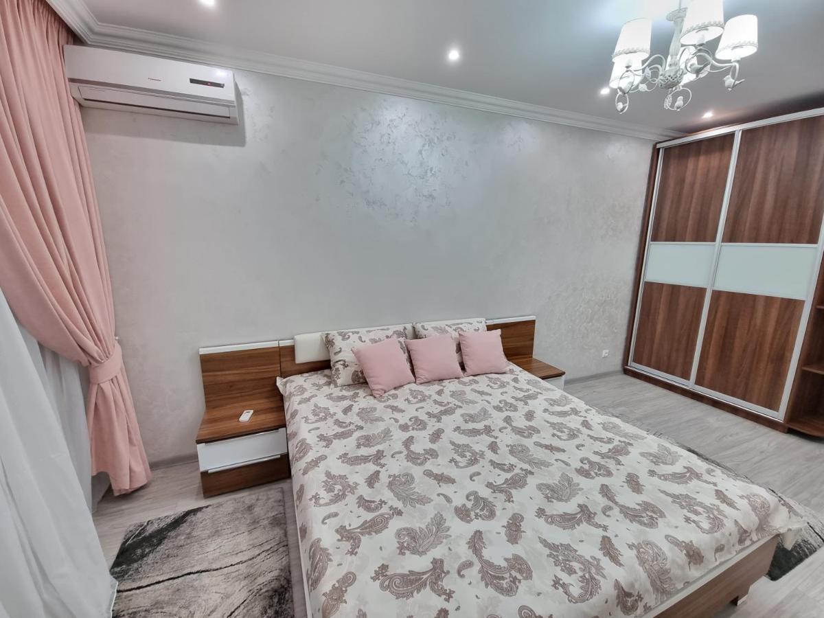 Luxury Best Grand New Apartaments Ultra Central Chisinau Exterior foto