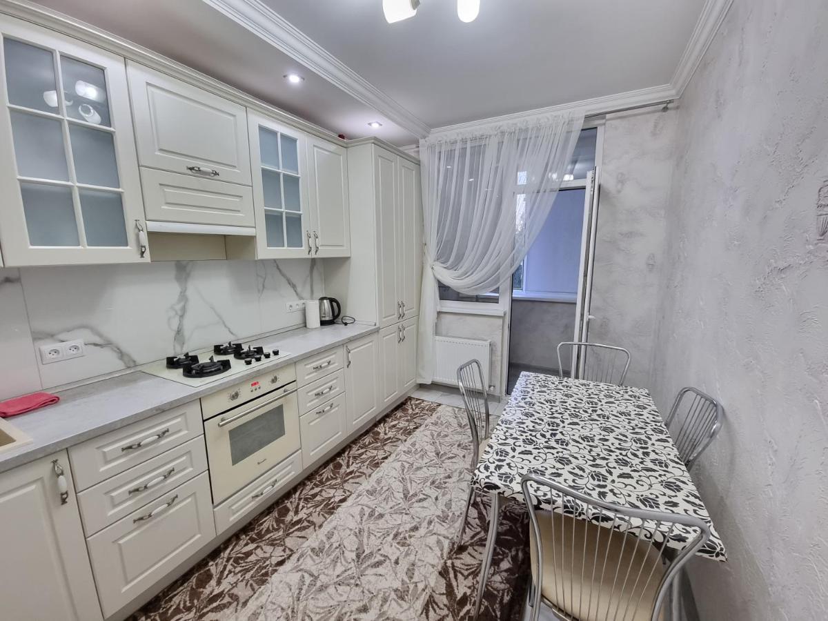 Luxury Best Grand New Apartaments Ultra Central Chisinau Exterior foto